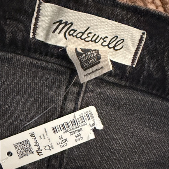 Madewell Women's washed black Jeans - Picture 2 of 5